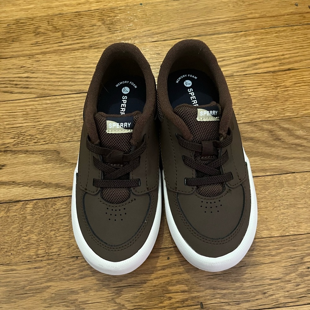 Sperry Kids Dark Brown leather Sneakers